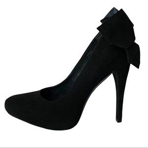 VERA WANG Lavender Label “Jane” Bow Back Black Suede Pump 6